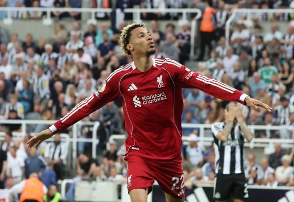 回声报:埃基蒂克将身披法国队9号运动活动    服  ,有望杆位出战 回声报:埃基蒂克将身披法国队9号运动活动    服  ,有望杆位出战