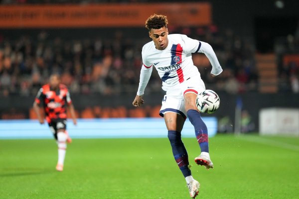 队报：杜埃回归时间仍未确定，最快年底回归最迟明年1月中旬复出