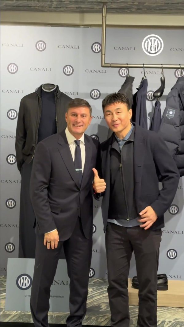 致敬传承，亦致敬热爱🖤💙萨内蒂与李玮锋交换运动活动    服